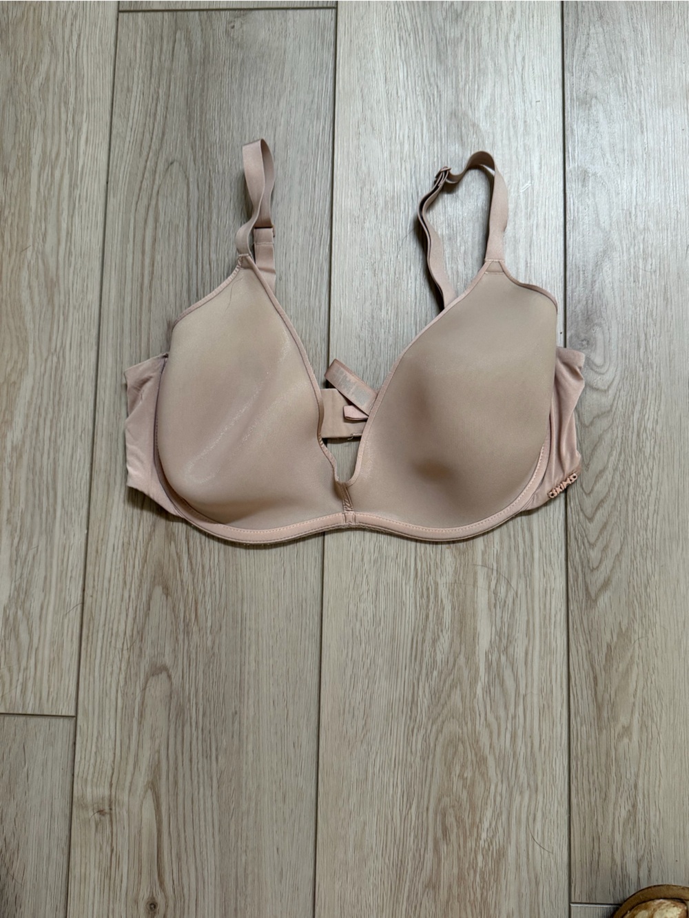 SKIMS Weightless Scoop Bra, 40C, Nude